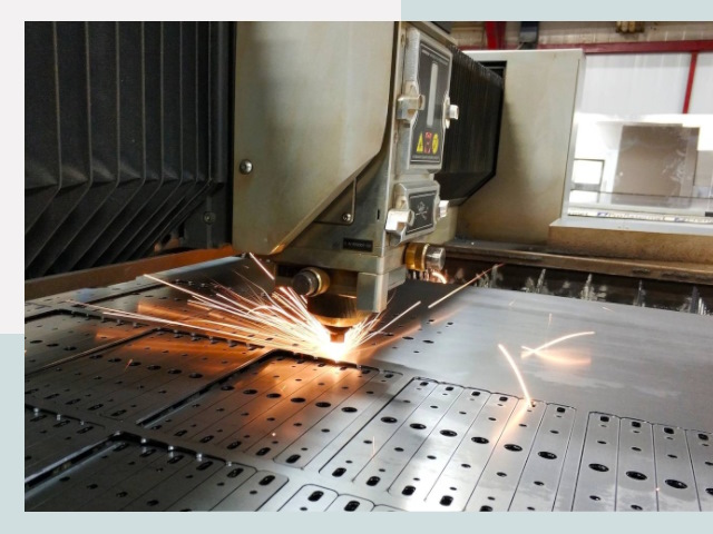 Лазерная резка металла в Благовещенске от 609 руб.